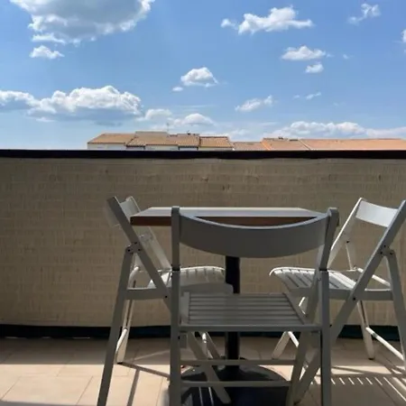 Apartment Climatise Pour 4 Avec Parking, A 10 Min De La Plage, Wifi Et Animaux Acceptes - Fr-1-749-5 *